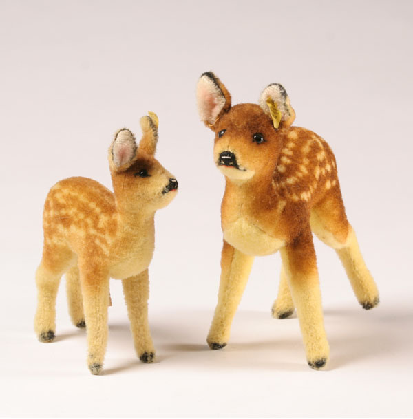 Steiff deer both with ear buttons  5089d