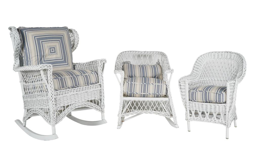 GROUP OF WHITE PAINTED WICKER FURNITUREmanufacturer 32564c