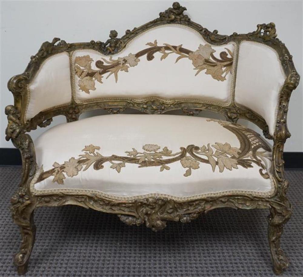 BAROQUE STYLE GILTWOOD SMALL SETTEE  32569a