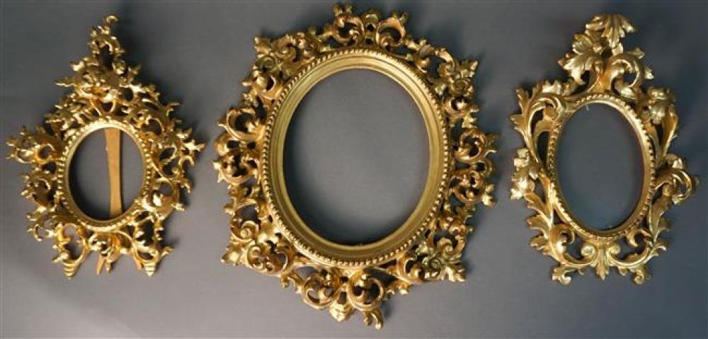 THREE ITALIAN ROCOCO STYLE GILTWOOD 3256bc