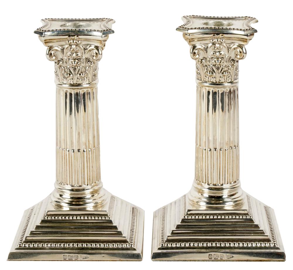 PAIR OF EDWARD VII STERLING COLUMNAR 32577a