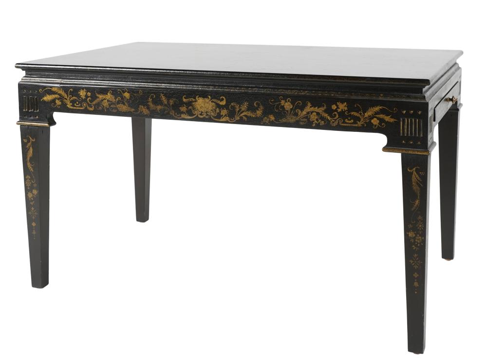 PAINTED COFFEE TABLE20th century;