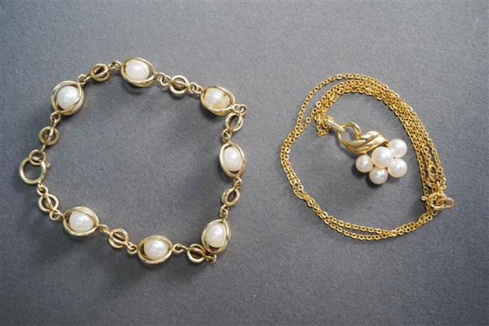 14 KARAT YELLOW GOLD AND PEARL 325827