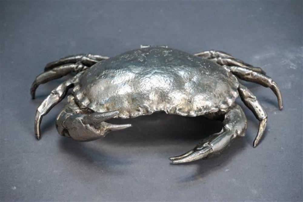 SILVER PAINTED METAL CRAB-FORM