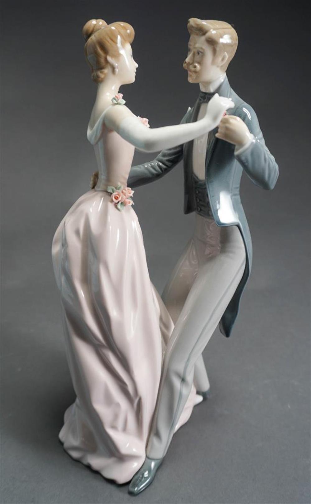 LLADRO PORCELAIN FIGURE, ANNIVERSARY