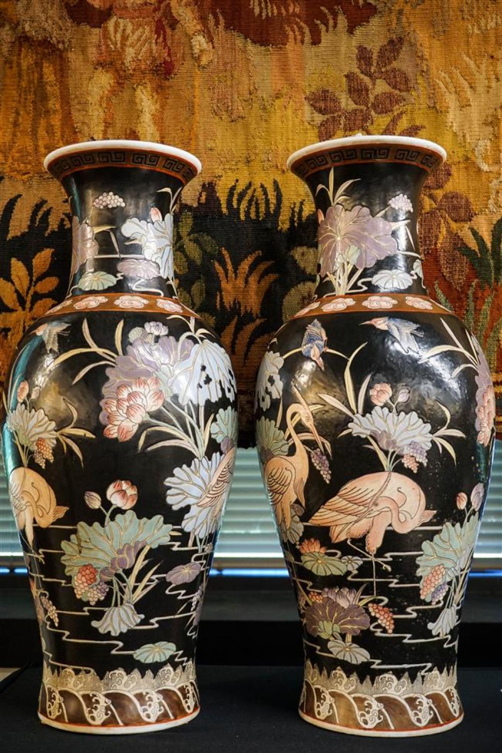 PAIR CHINESE POLYCHROME DECORATED 32597a
