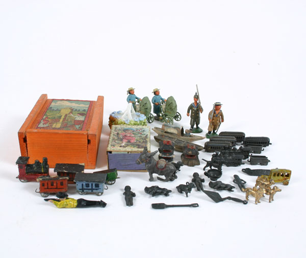 Lot miniature toys; Cracker Jack, die