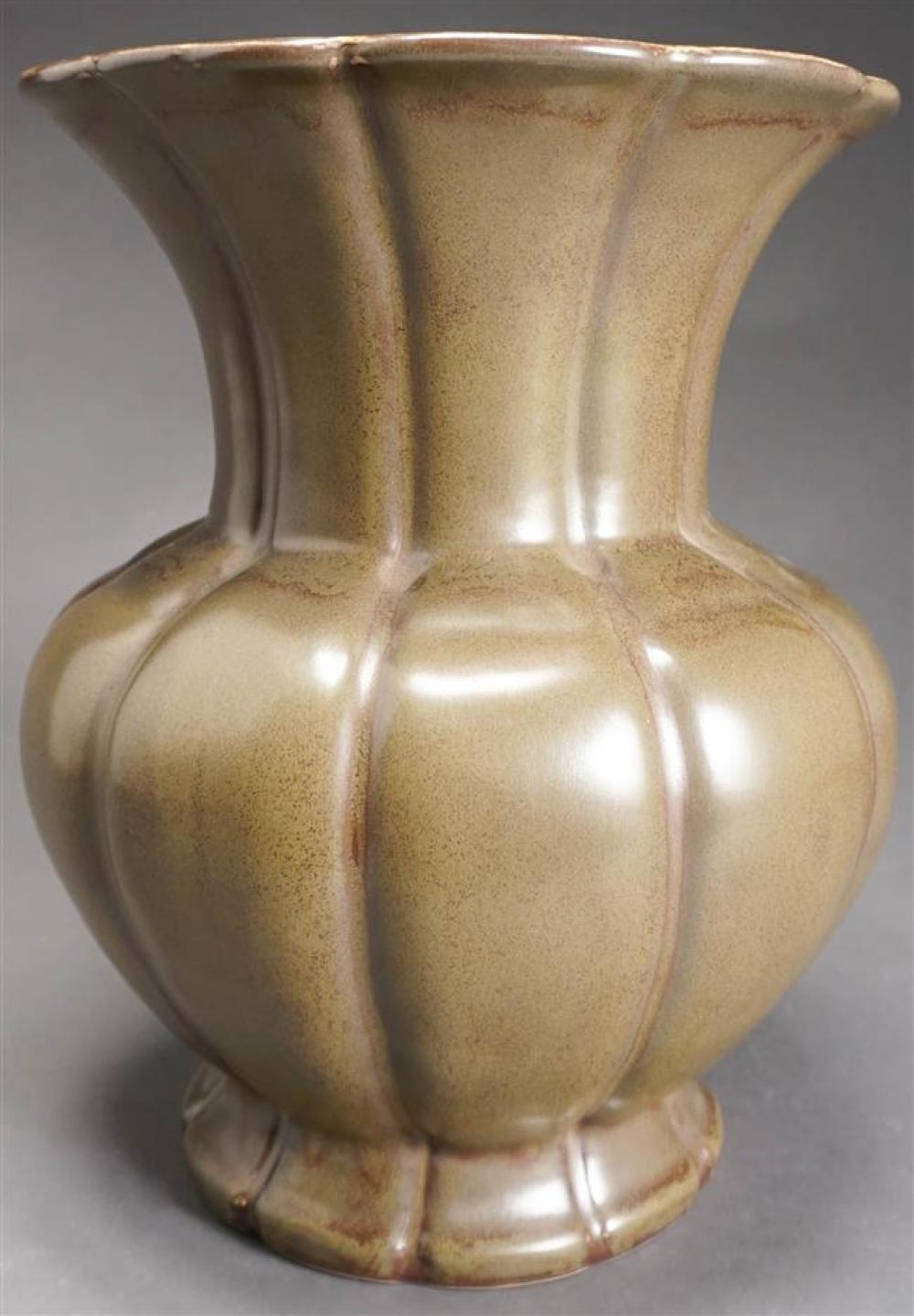 CHINESE BROWN GLAZED CERAMIC BRONZE-FORM