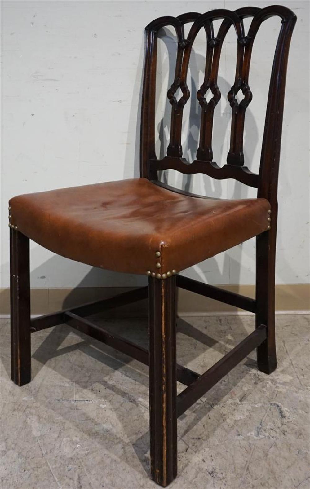 CHIPPENDALE STYLE MAHOGANY BROWN