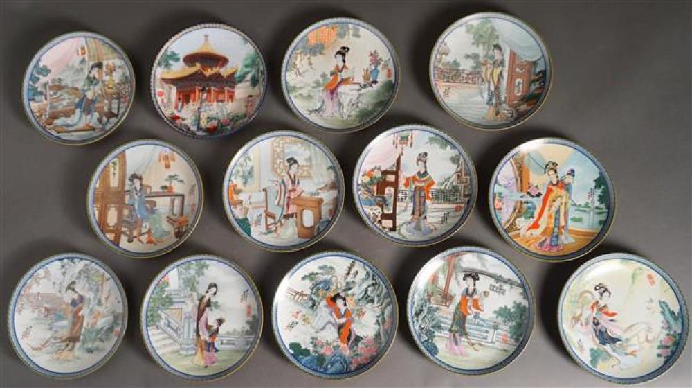 THIRTEEN CHINESE PORCELAIN COLLECTOR