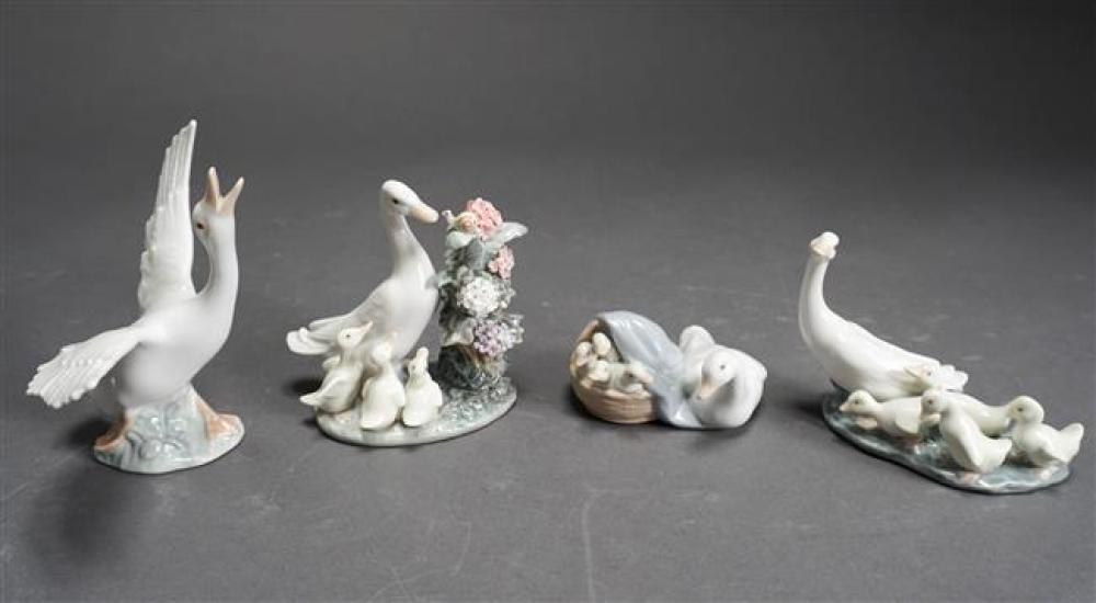 FOUR LLADRO PORCELAIN FIGURES OF