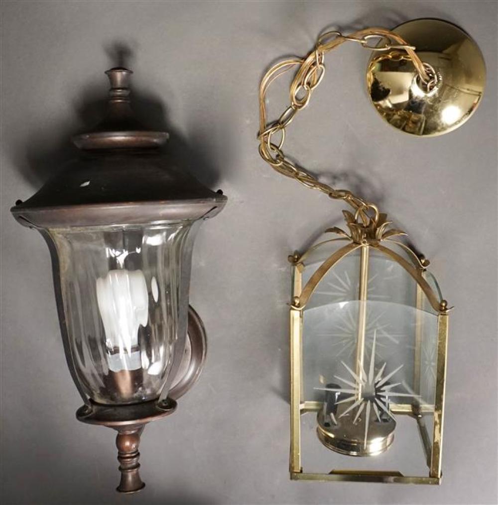 BRASS LIGHT FIXTURE AND A WALL 3236e3