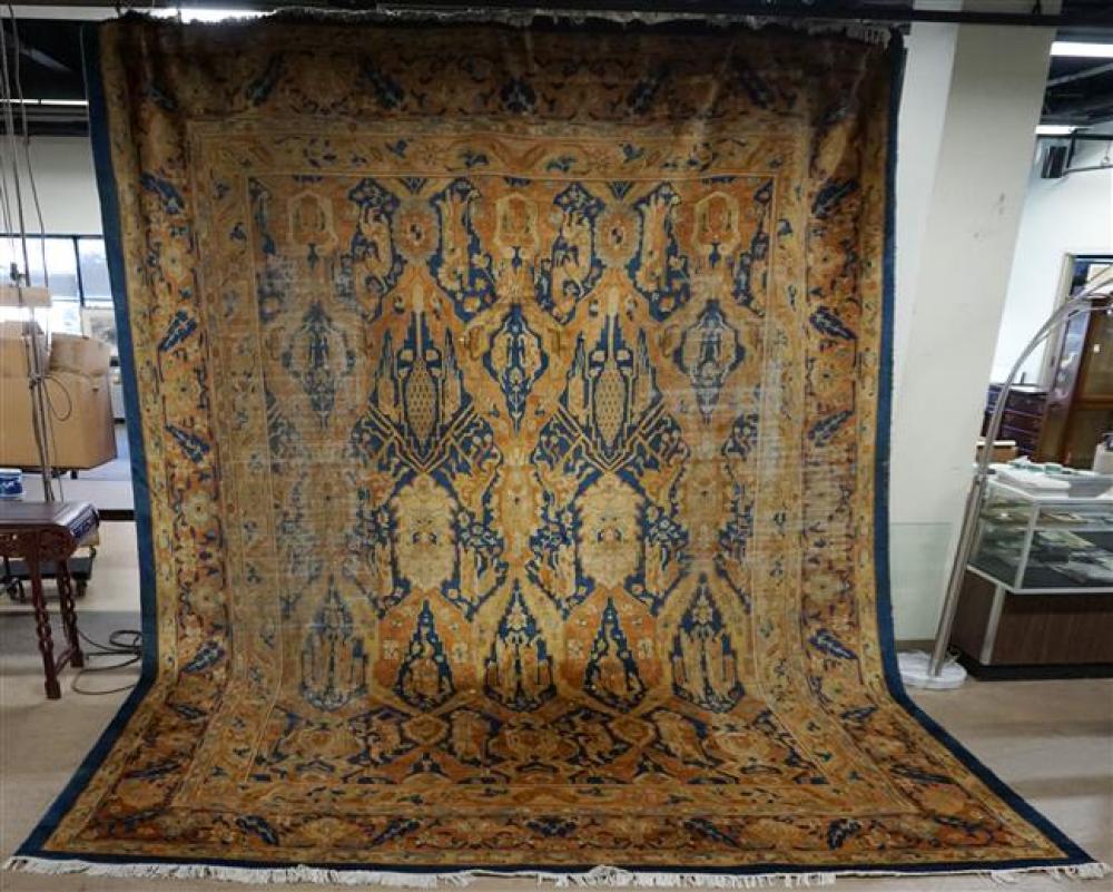 MAHAL RUG, 14 FT 6 IN X 12 FTMahal