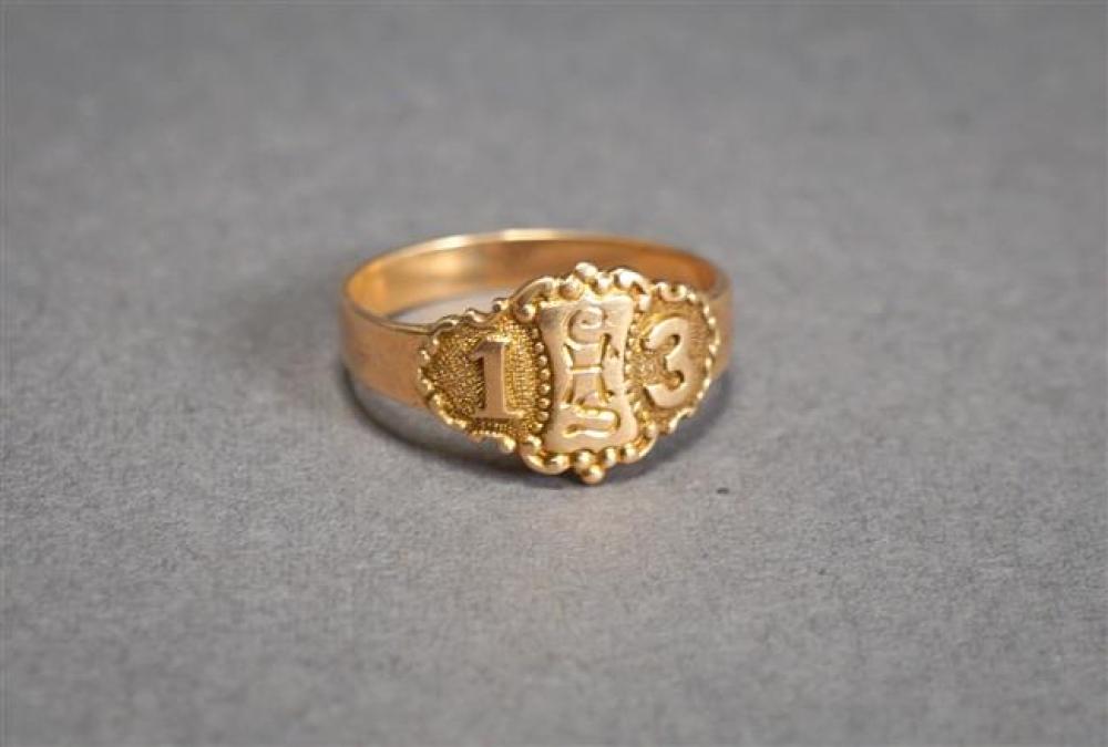 14 KARAT YELLOW GOLD CLASS RING14 Karat 323a1c