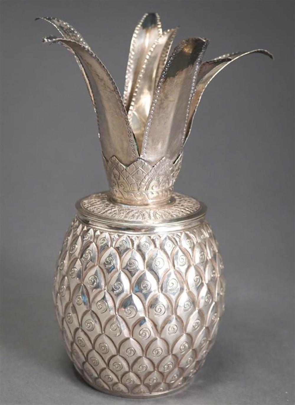 900 SILVER PINEAPPLE FORM COVERED 323a36