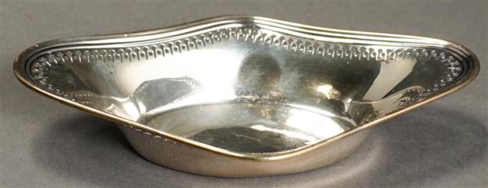 INTERNATIONAL STERLING NUT DISH,