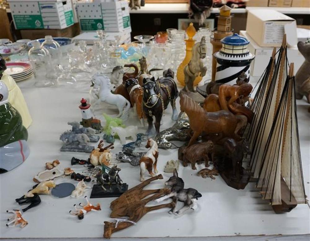 GROUP WITH ASSORTED FIGURINES,
