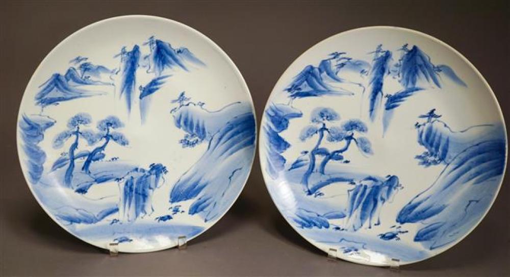 TWO JAPANESE BLUE AND WHITE CHARGERS,