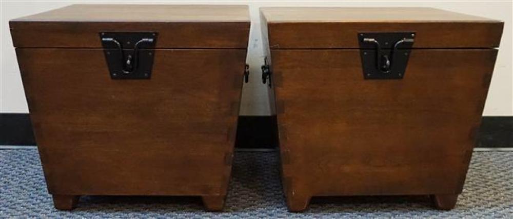 PAIR SOUTHEAST ASIAN STAMPED FRUITWOOD 323b9e