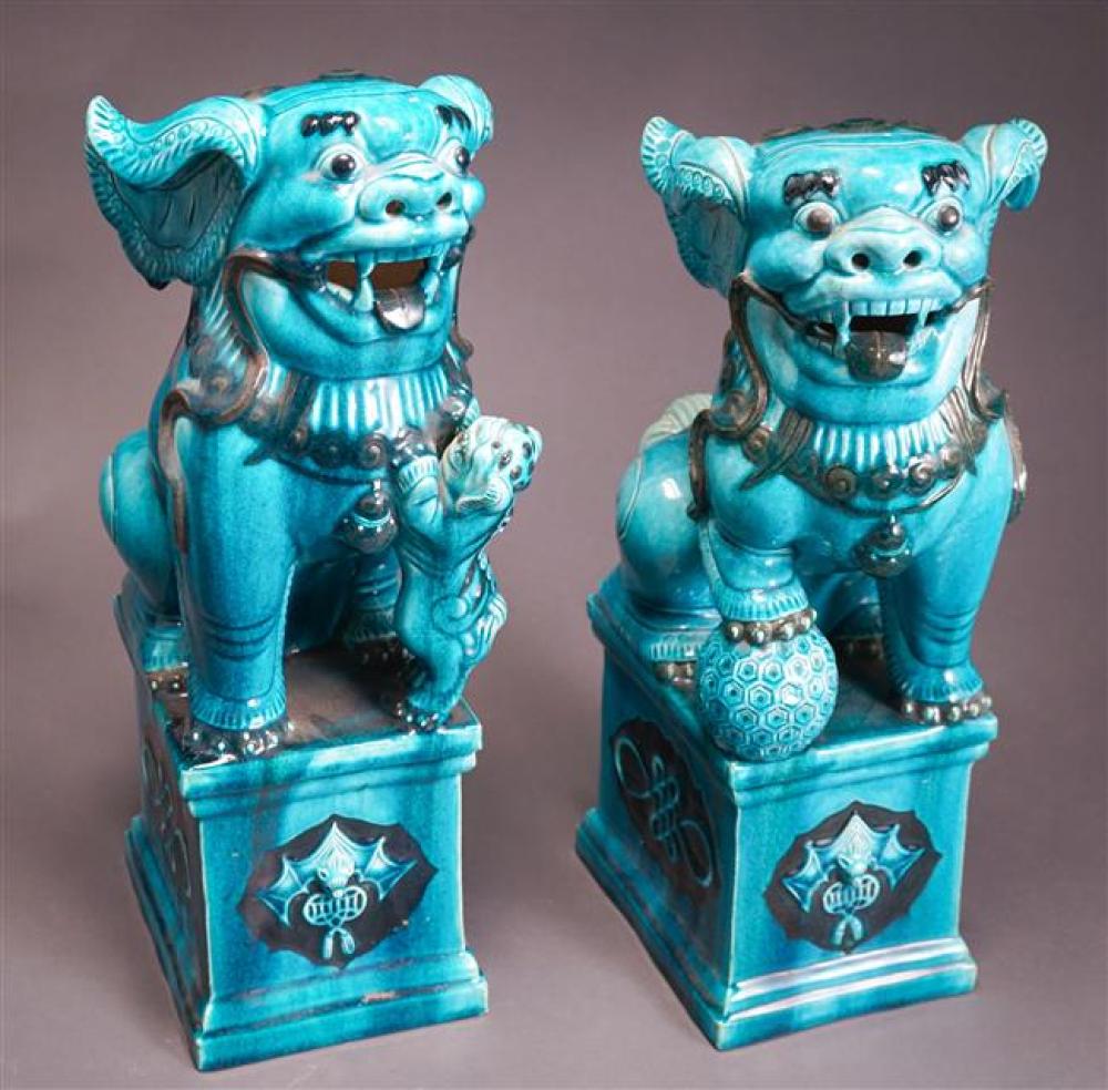PAIR OF CHINESE TURQUOISE GLAZED