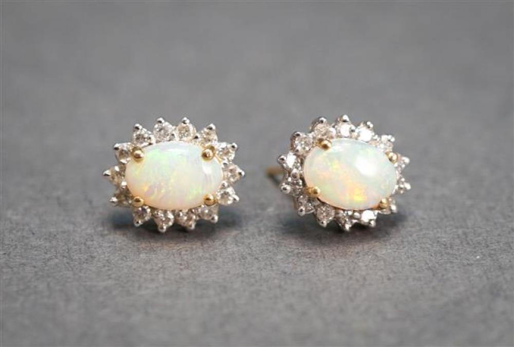 PAIR OF 14 KARAT YELLOW GOLD OPAL 323c55