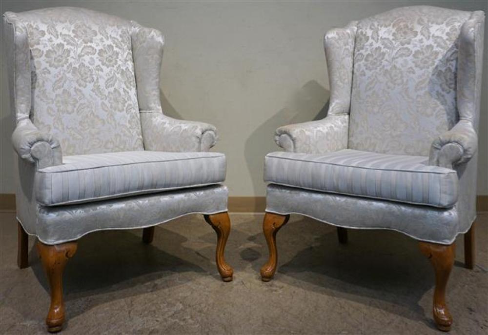 PAIR QUEEN ANNE STYLE MAPLE UPHOLSTERED 323d7a