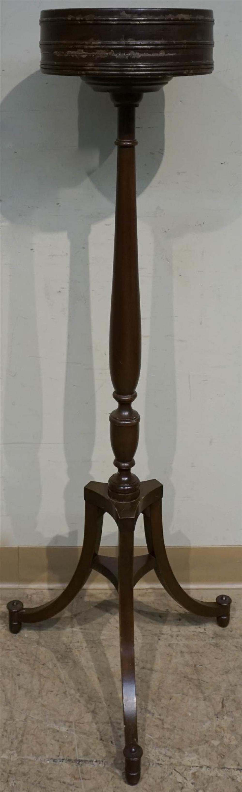 REGENCY STYLE MAHOGANY PLANT STAND,