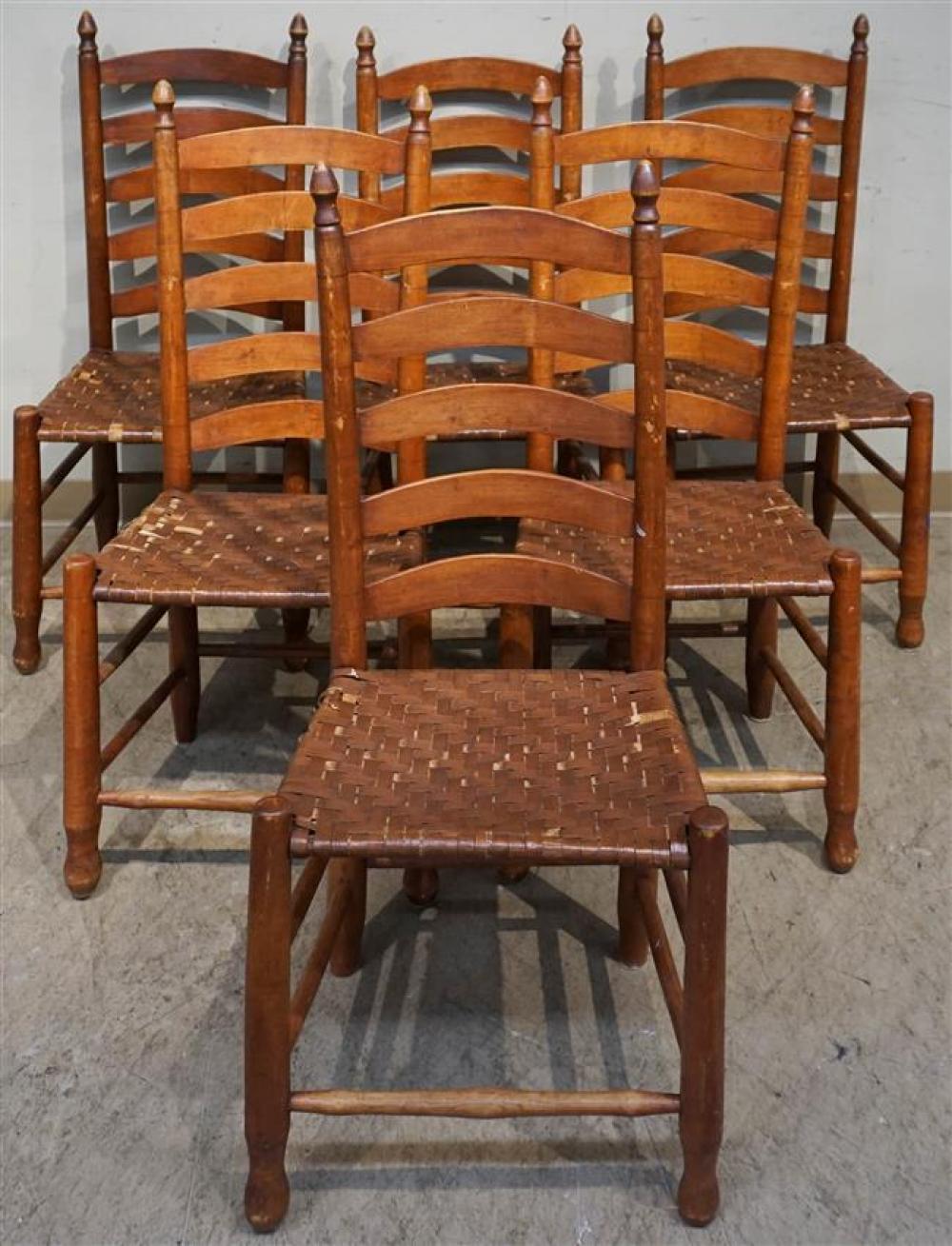 SET WITH SIX SHAKER STYLE LADDER-BACK