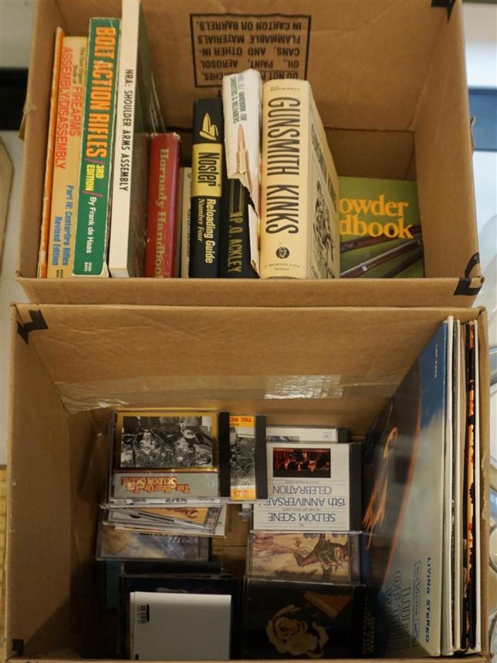 BOX OF BOOKS GUNS AND RIFLES  323ec2