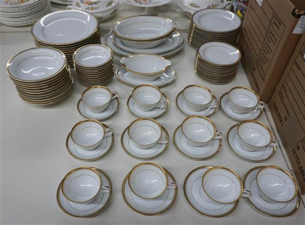 NORITAKE RICHMOND PATTERN 88 PIECE 323ed2