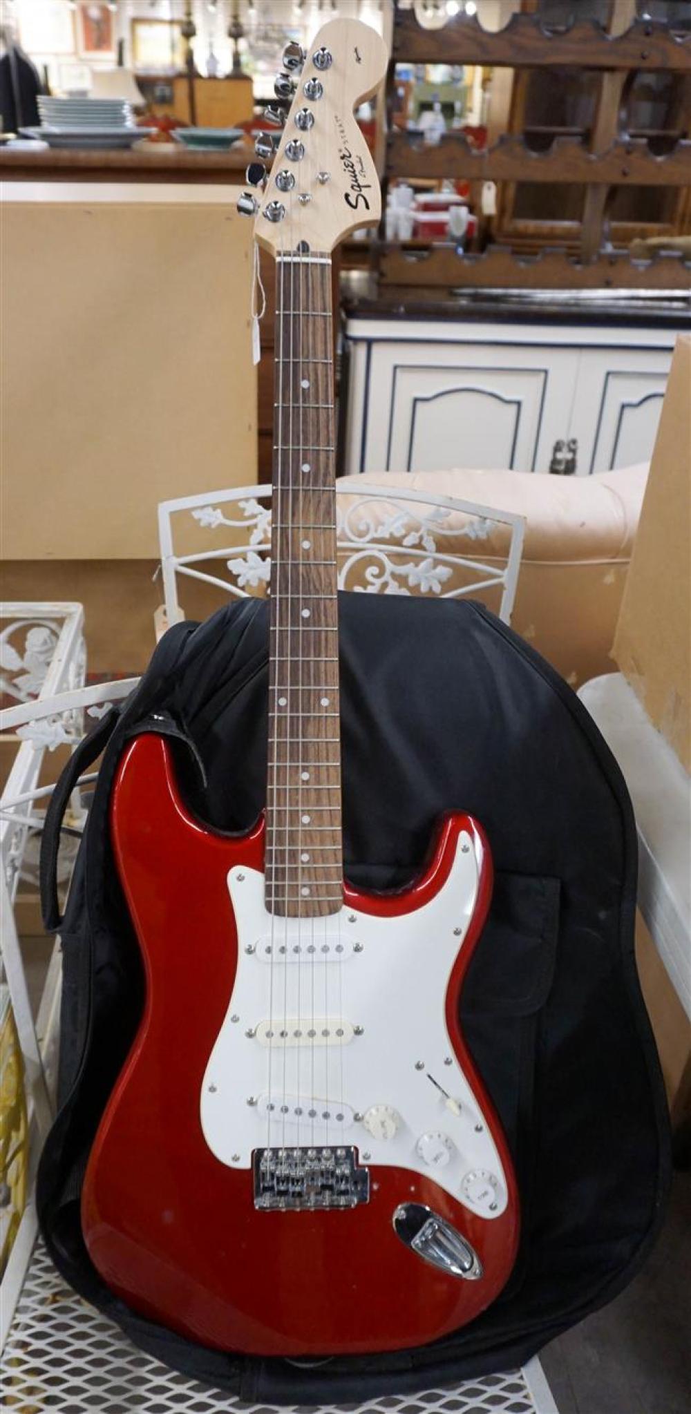 FENDER SQUIRE STRAT ELECTRIC GUITAR 323eda