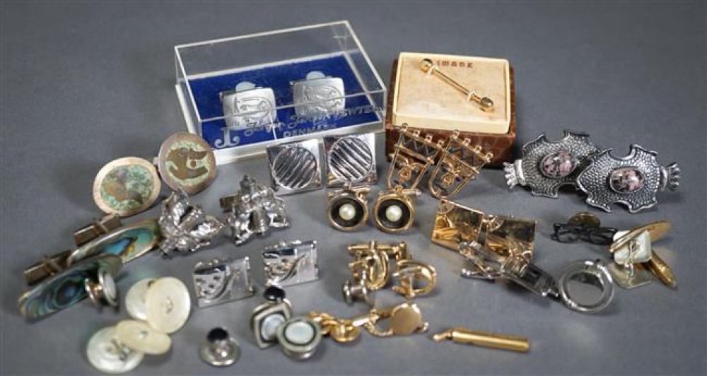 COLLECTION WITH CUFFLINKS, INCLUDING
