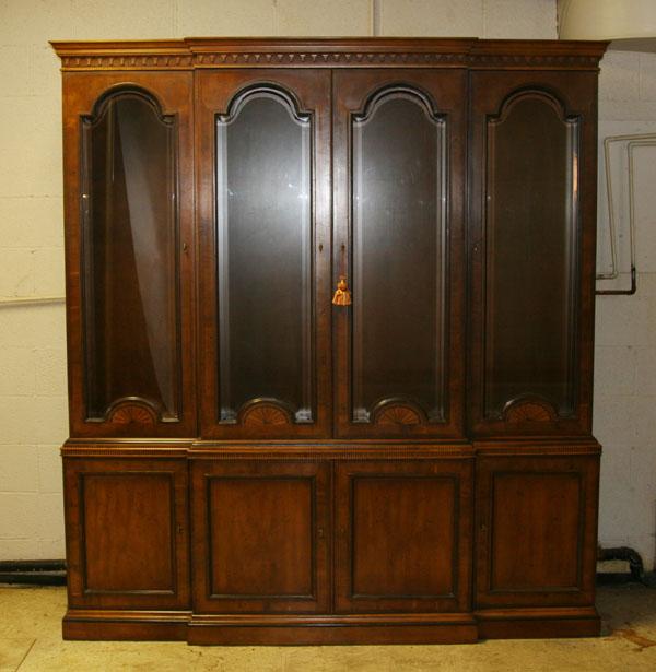 Large Henredon Palladian style 50aba