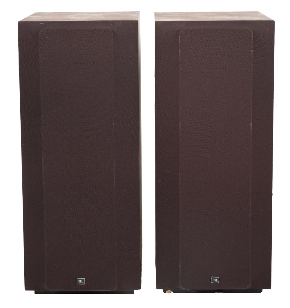 PAIR OF JBL STEREO SPEAKERSmodel 326b4c