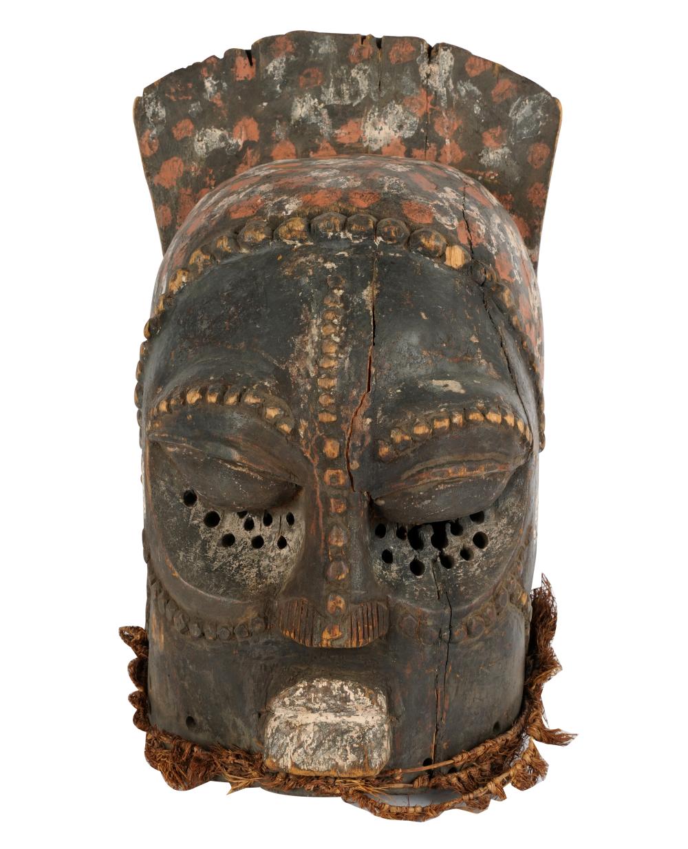 AFRICAN CARVED MASKpainted wood 326b53