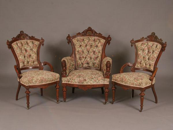 Victorian furniture; Renaissance