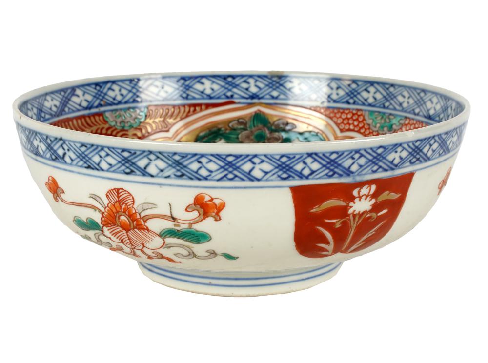 JAPANESE IMARI PORCELAIN BOWLunsigned;