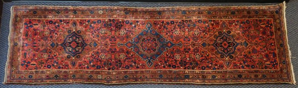 SAROUK RUNNER 10 FT 6 IN X 3 FT 326c65