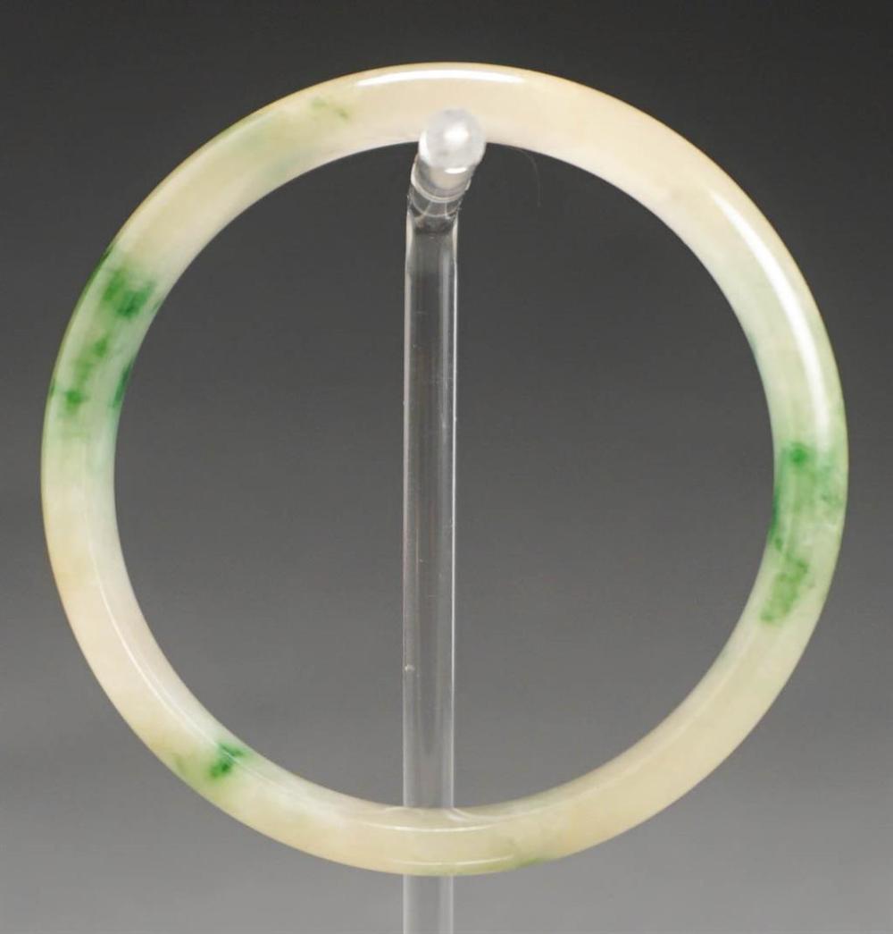 CHINESE JADE BANGLE BRACELETChinese 326d10