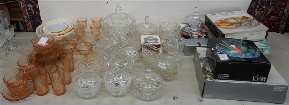 LARGE GROUP OF PINK AND CLEAR GLASS 326ef7