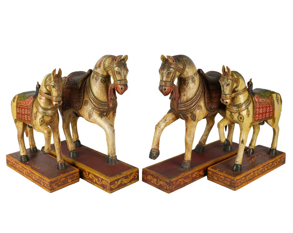 FOUR INDIAN PAINTED WOOD HORSESeach 326f38