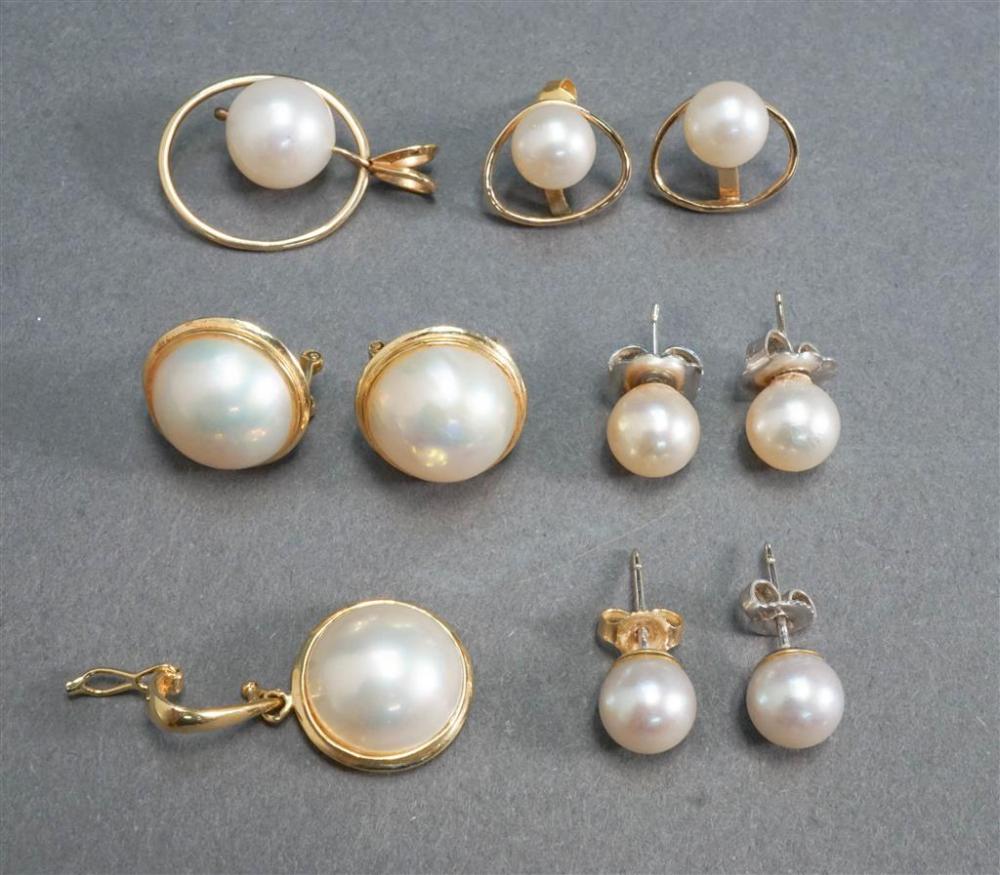 COLLECTION OF PEARL JEWELRYCollection 327069