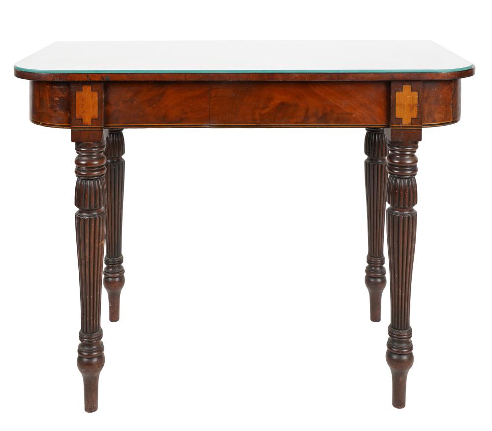 REGENCY-STYLE MAHOGANY SIDE TABLEwith