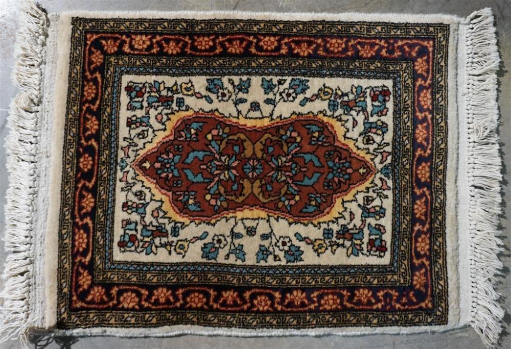 TABRIZ MAT, 2 X 1 FT 7 INTabriz