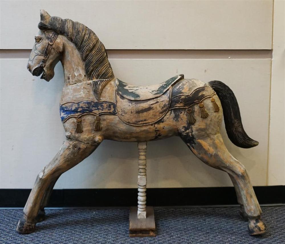 DECORATED AND CARVED WOODEN HORSE  327382