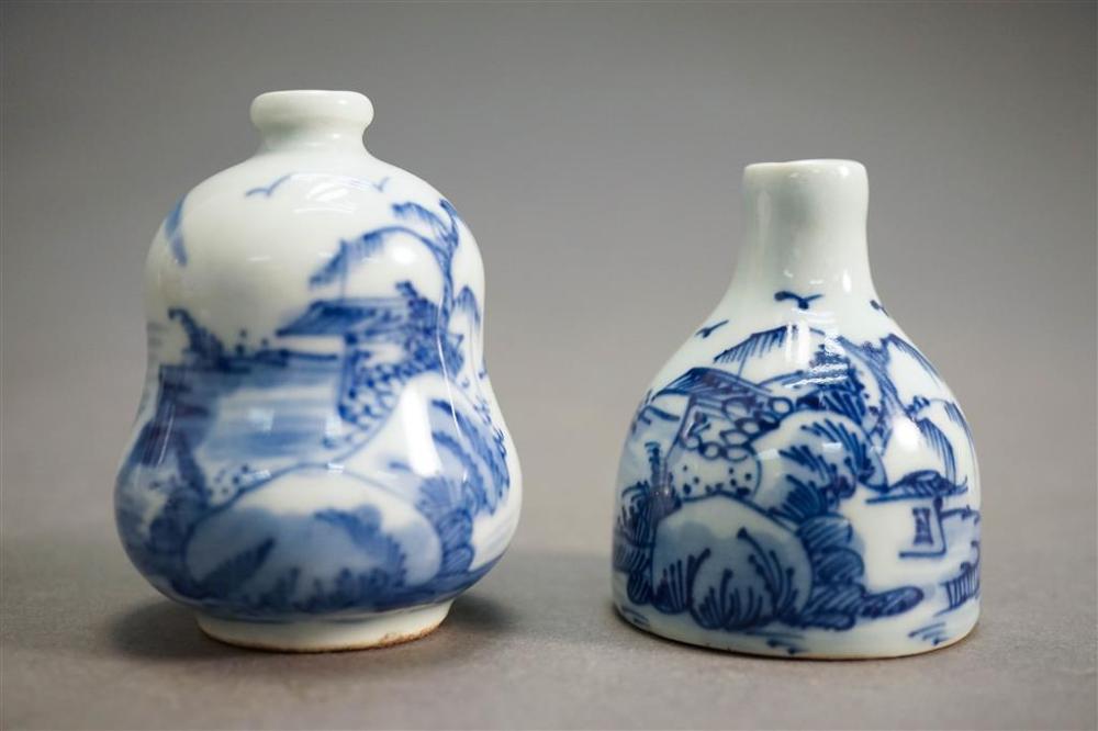 TWO CHINESE BLUE AND WHITE PORCELAIN