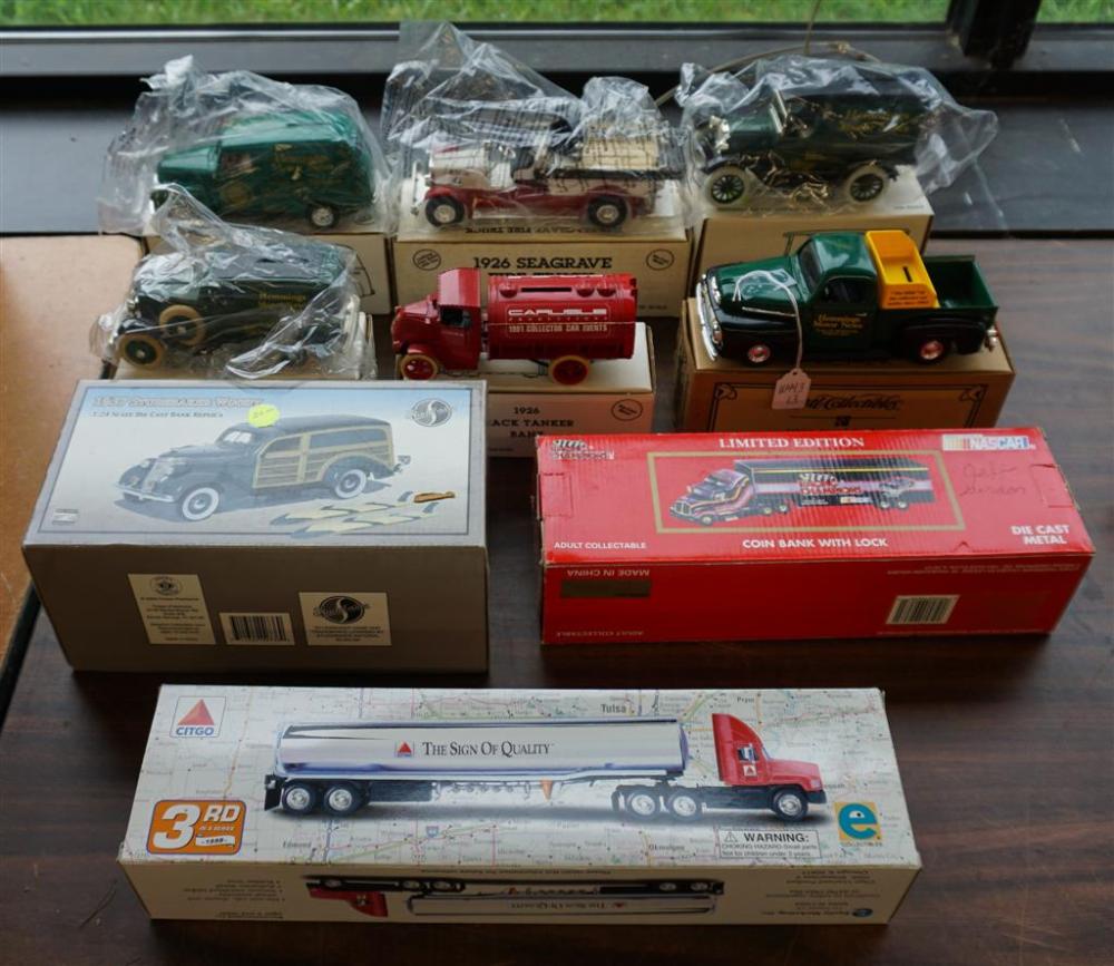 COLLECTION WITH NINE MODEL CARS