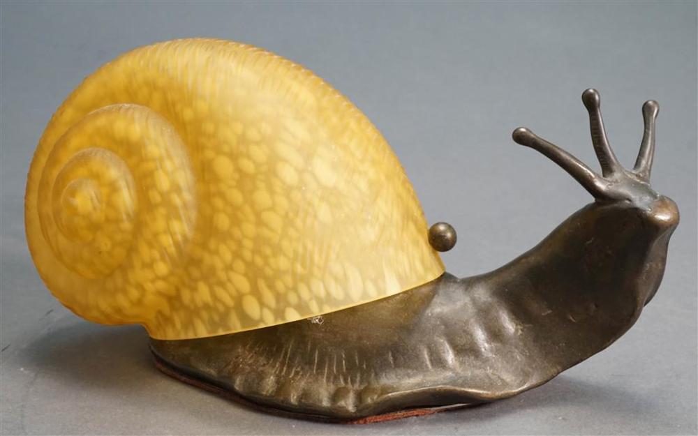 PATINATED METAL AND GLASS SNAIL  327533