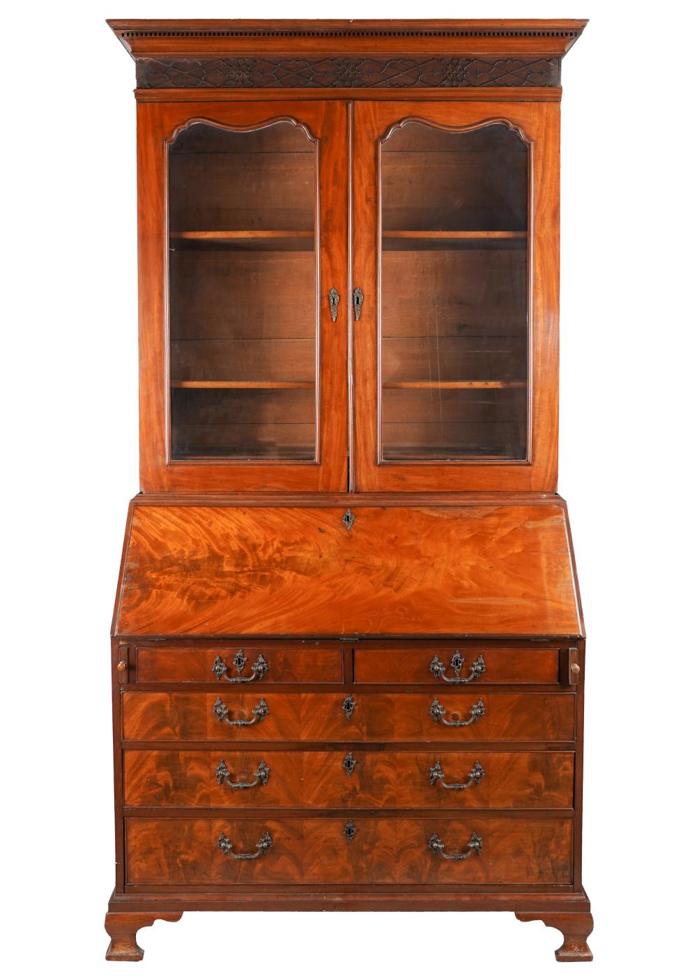 CHIPPENDALE-STYLE MAHOGANY BUREAU