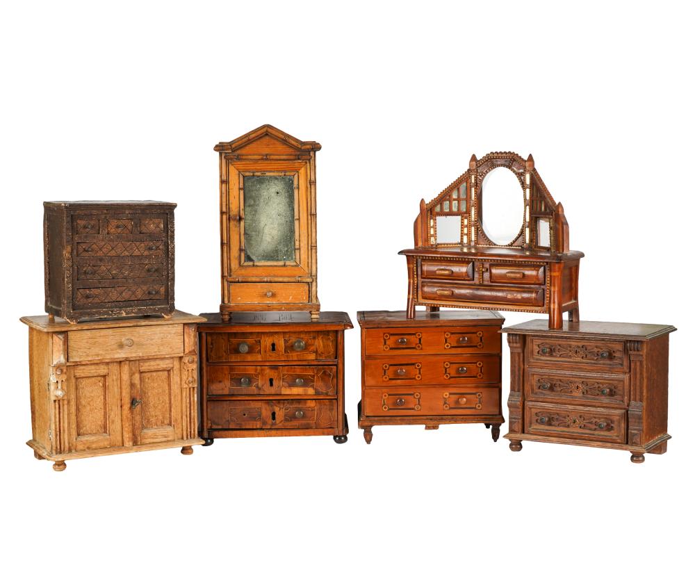 COLLECTION OF MINIATURE FURNITUREcomprising 327650